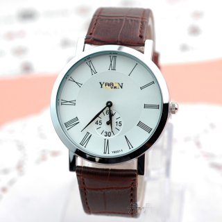 Fashion Watch with White Dial Watch Quartz Watch 66664