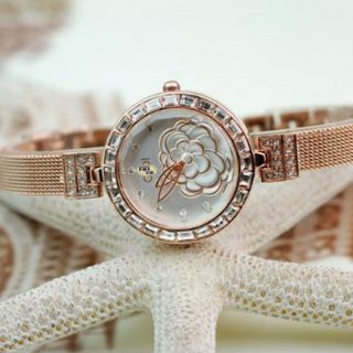 White Dial Elegant Fashion Analog Quartz Bracelet watch