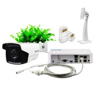 Surveillance 2MP Cameras Monitoring Kit With 4CH Video Recording POE