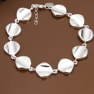 Luxury Beautiful Silver Plated Charm Bracelets For Women