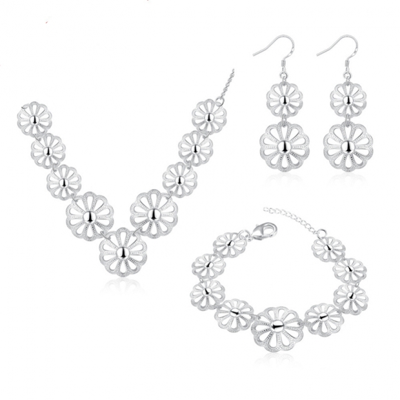 Hot Sale Silver plated Jewelry Sets for Women Sweet Flowers Necklace Earring Bracelet Jewelry Sets