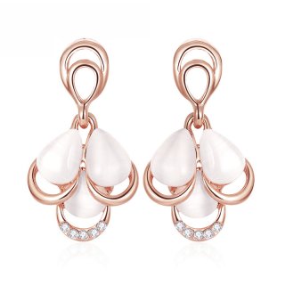 High Quality Jewelry Earrings Clear Cubic Zircon Imitated Diamond Stud Fshion Jewelry for Women