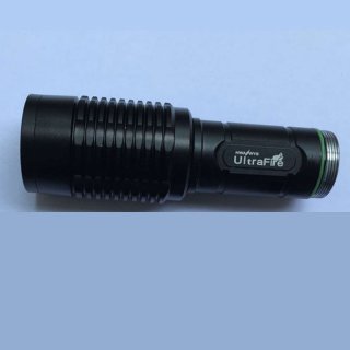 E7-T6 Portable Lighting LED Flashlight for Camping Caving On Foot