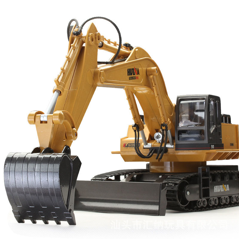 Wireless Remote Control Car Model Electric Vehicle Charging Simulation of Excavator